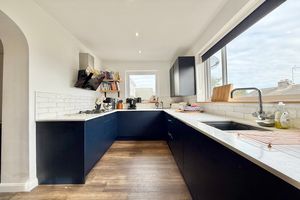 Kitchen- click for photo gallery